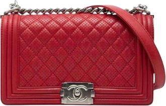Chanel Pre-owned Cross Body Bags, female, Red, Size: ONE SIZE Pre-owned Matelasse Shoulder Bag