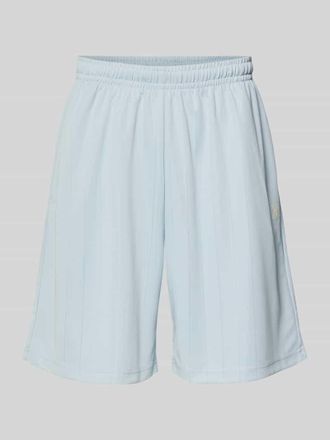 Karl Kani Relaxed Fit Shorts mit elastischem Bund Modell Insignia in Hellblau, Gr&ouml;&szlig;e XXL