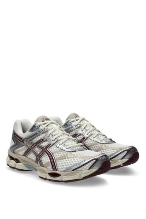 Asics White Burgundy Gel-Cumulus 16 Sneakers
