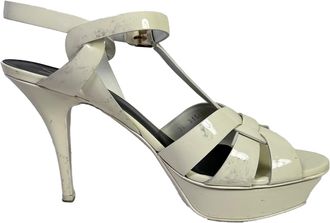 Saint Laurent Yves Saint Laurent Tribute platform sandalen in wit lakleer
