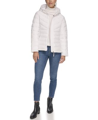 Tommy Hilfiger Womens Essential Lightweight Packable Puffer Jacket, Classic Chevron White, L