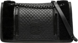 Chanel 2012-2013 Large CC Quilted Lambskin and Shearling Single Flap shoulder bag - Zwart