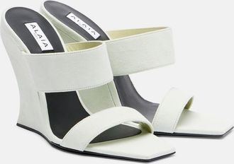 Alaia Ala&iuml;a 110 suede wedge mules