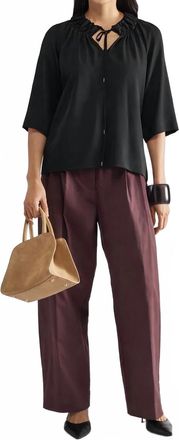 Liviana Conti Short Sleeve Crewneck Blouse In Black