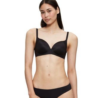 Triumph Body Make-up Soft Touch Wp Ex