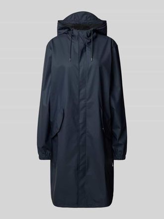 Rains Regenmantel mit seitlichen Pattentaschen Modell Fishtail