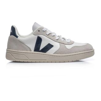 Veja Beige Leren Sneakers V-10 Stijl - Dames - Schoenen - Grijs - Maat: 36 EU Leer