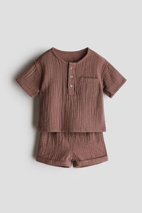 H&M 2-piece Top And Shorts Set in Brown at Nordstrom, Size 12M