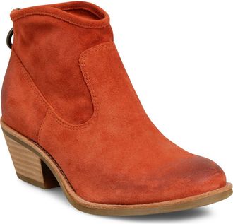 Söfft Aisley Bootie in Rouge Red at Nordstrom Rack, Size 6.5