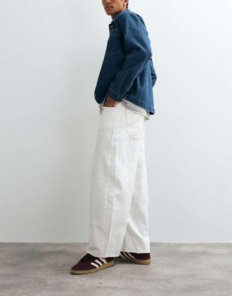 Reclaimed Vintage Jeans ampi stile western color &eacute;cru-Bianco