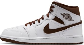 Nike Jordan Womens Air Jordan 1 Mid Shoes in White | BQ6472-125