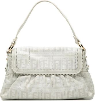 Fendi Borsa a spalla Chef piccola in pelle traforata con battente e motivo Zucca 2000-2010 - Bianco