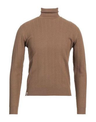 Fred Mello Turtlenecks
