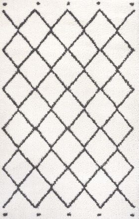 Jonathan Y Designs Cami Moroccan Style Diamond Shag Area Rug in White/gray at Nordstrom, Size 2Ft 0In X 8Ft 0In