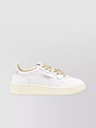 Autry low top medalist sneakers
