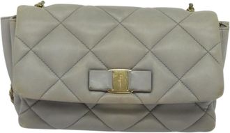Ferragamo Vara Grey Leather Shoulder Bag (Pre-Owned)