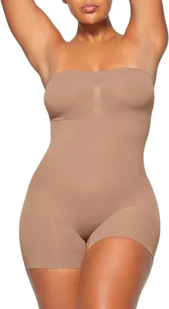 SKIMS Seamless Sculpt Strapless Shortie Bodysuit in Sienna at Nordstrom, Size Xx-Small