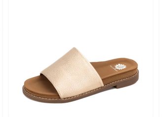 Yellow Box Womens Vegan Leather Sandal In Platino
