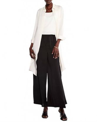 Nic+Zoe Statement Button Front Shirt In Cream