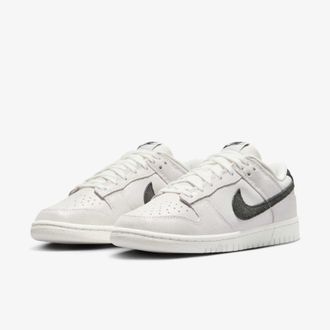 Nike Dunk Low SE HQ3502-100 Sneakers Womens White Black Lifestyle Shoes LIQ749