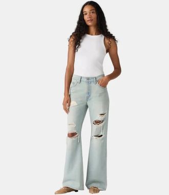 Levi's Middy Jeans Womens Que Pasa Denim Light Wash Bootcut Zip Fly JAX1466