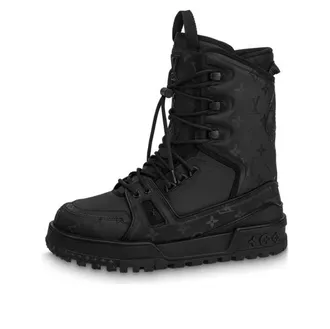 Louis Vuitton LV Trainer Snow Snow Boots Black 1AAS83