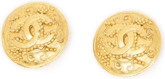 Chanel CC Round Clip On Earrings Oorbellen