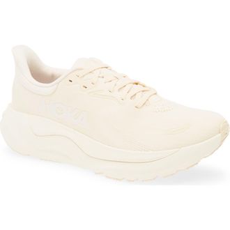 Hoka One One Arahi 8 Stability Running Shoe in Birch /Alabaster at Nordstrom, Size 10.5