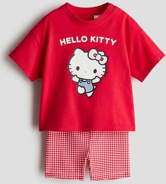 H&M 2-piece printed cotton set in Red/hello Kitty at Nordstrom, Size 18M