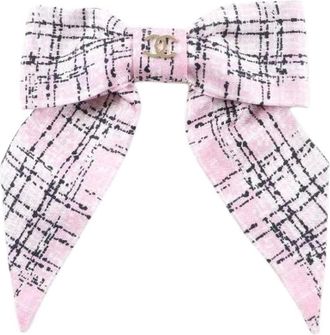 Chanel Pre-owned Accessories, female, Pink, Size: ONE SIZE Pre-owned Valletta Silk Hair Clip
