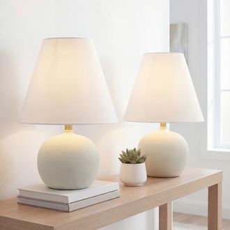 Jonathan Y Designs Asher 18.25 Minimalist Scandinavian Resin/Iron Gourd LED Table Lamp in Matte Cream at Nordstrom