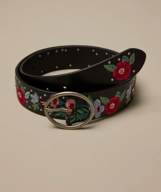 Lucky Brand Stud Floral Embroidered Belt