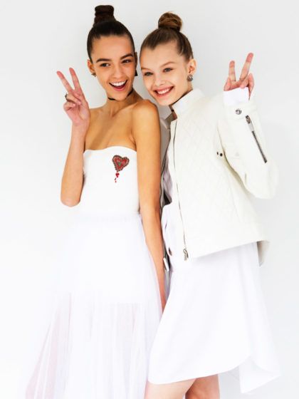 Outfit a meno di 100 euro? Questi sono i pezzi fashion che puoi acquistare. Ora!