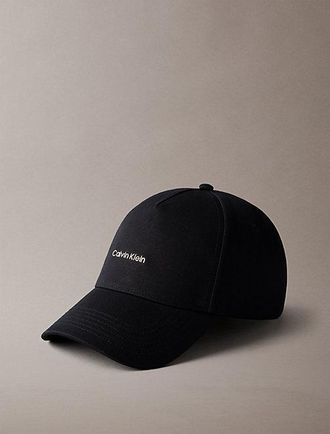 Calvin Klein Gorra de sarga de algod&oacute;n ajustable con protecci&oacute;n UV