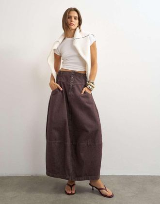 Topshop gonna maxi barrel con bottoni davanti color cioccolato-Marrone