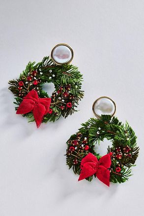 Mignonne Gavigan Wreath Earrings