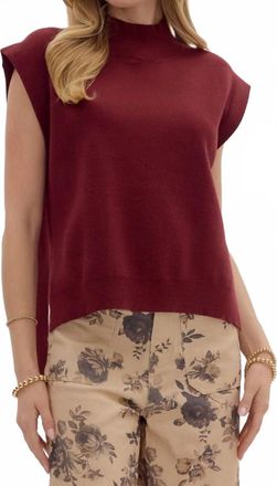 Entro Slant Muscle Sweater In Merlot