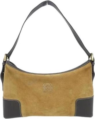 Loewe Pre-owned Shoulder Bags, female, Brown, Size: ONE SIZE Pre-owned Suede Shoulder Bag