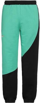 Iuter BOTTOMWEAR - Trousers sur YOOX.COM