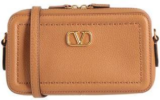Valentino Garavani BAGS - Cross-body bags sur YOOX.COM