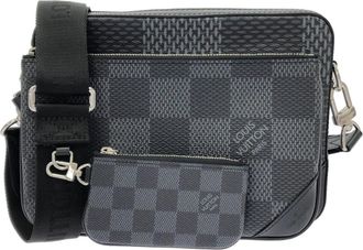 Louis Vuitton Graphite Coated Canvas Pouch Shoulder Bag (Pre-Owned)