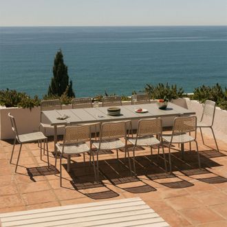 Sklum Set De Mesa Rectangular 235x105 Cm En Acero Tossa Y 8 Sillas De Jard&iacute;n Apilable En Acero Y Rat&aacute;n Sint&eacute;tico Veyra Sklum
