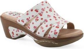 White Mountain WHITE MOUNTAIN Valora Wedge Sandal in Cherry/Print/Smooth at Nordstrom Rack, Size 8.5