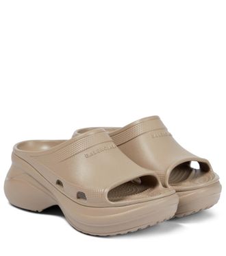 Balenciaga Pool Crocs rubber mules