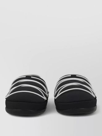 Moon Boot icon slides