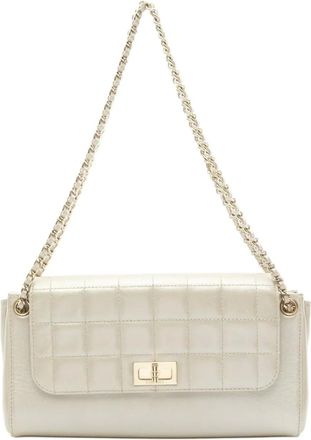 Chanel Borsa a spalla Reissue 2.55 Chocolate Bar in pelle di agnello con battente 2002-2003 - Oro