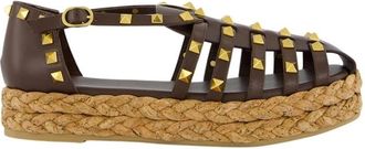 Valentino Garavani Bruine Rockstud Flat Espadrille Sandalen - Dames - Sandalen - Bruin - 36 EU - Leer - Schoenen