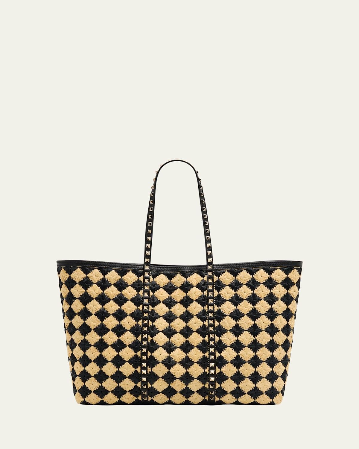 【関税&送料込】Valentino Garavani Embroidered Raffia Mini R Valentino Garavani Raffia Shopping Bag for Woman in