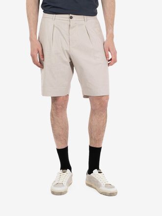Universal Works Pleated track short white / brown