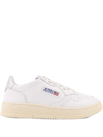 Autry Medalist rounded-toe lace-up sneakers - White